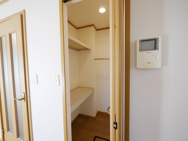 プレイン上峰Iの物件内観写真